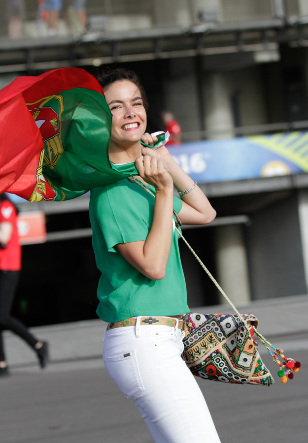 MG