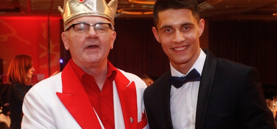 Król polskich kibiców i Bartek Kapustka